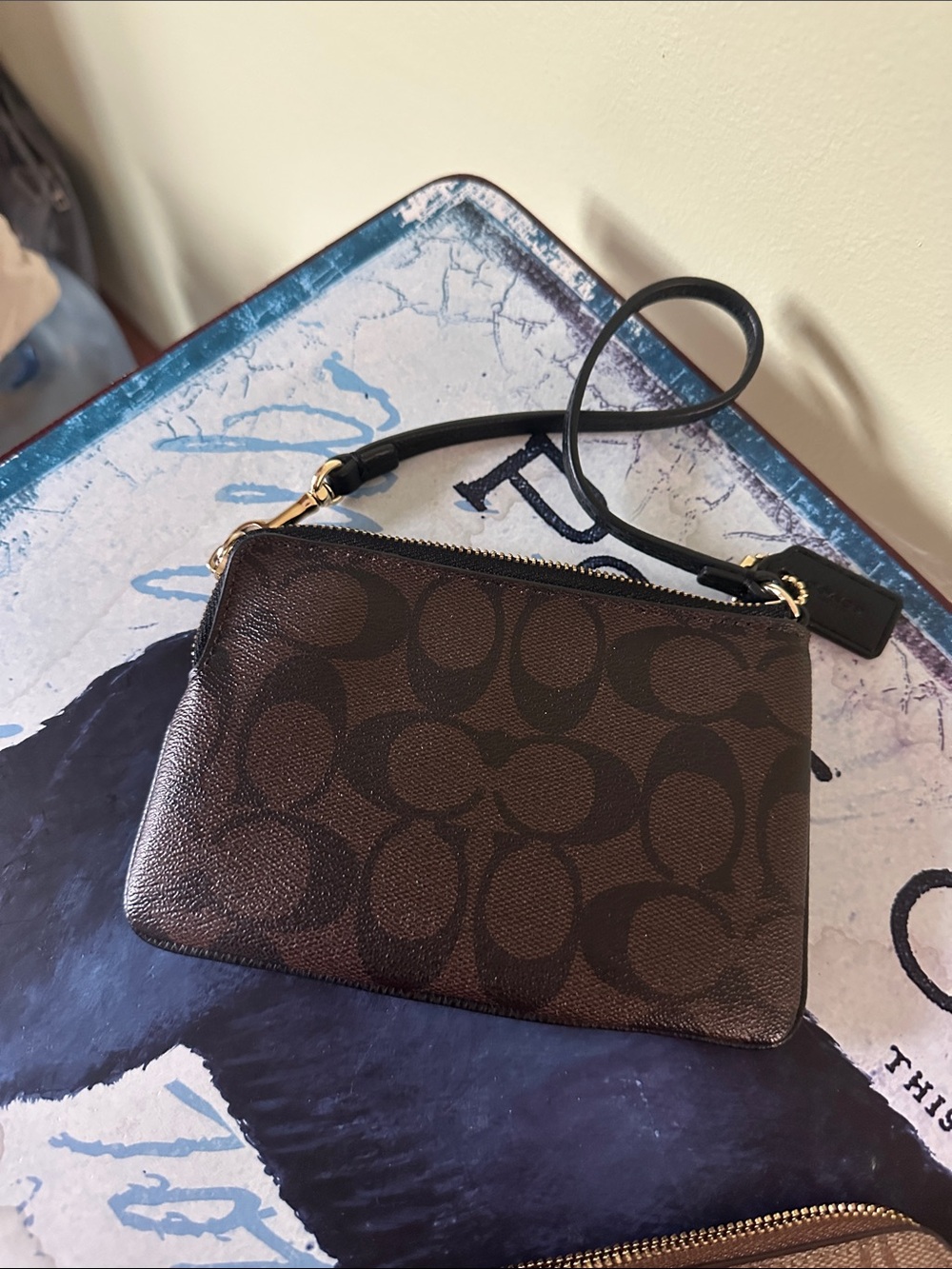 Coach Corner Zip Metallic wristlet you get both - Picture 9 of 10